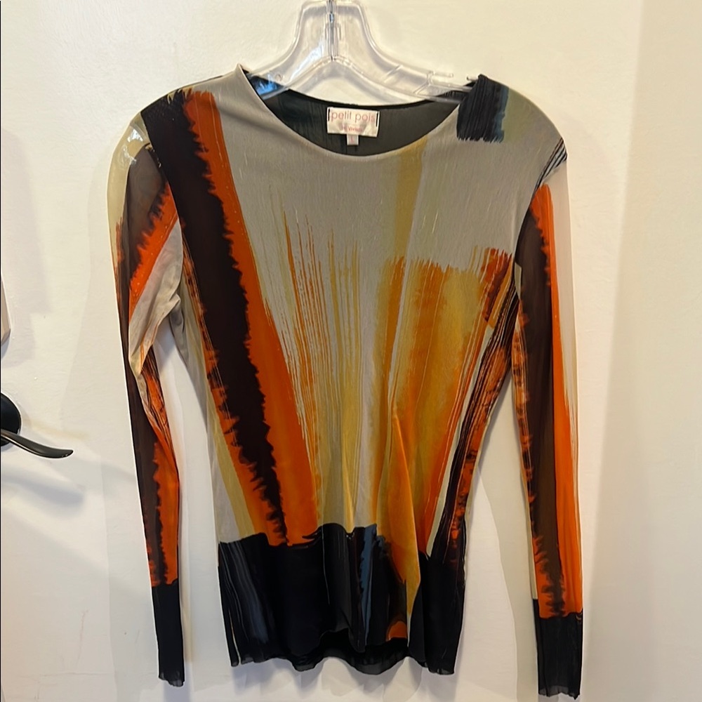 Viviana Cream Gray Fitted Graphic Long Sleeve Blouse